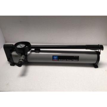 SKF Maintanance Product 728619 Hydraulic Hand Pump, 150 MPA (1500 Bar) Grey