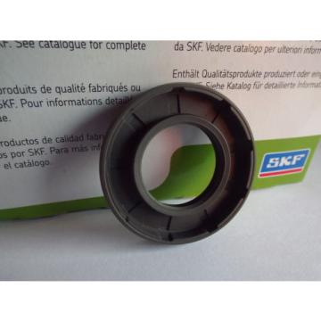 Oil Seal SKF 30x47x7mm Double Lip R23/TC