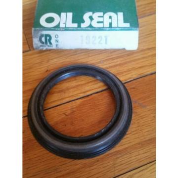 Chicago Rawhide CR oil Seal 19221