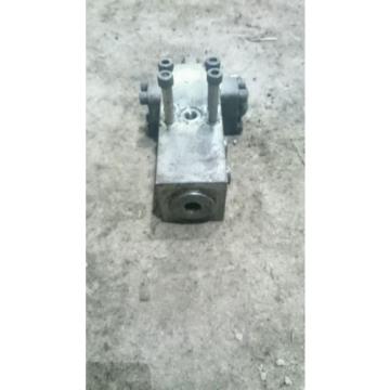 check valve excavator hydraulic ram komatsu hitachi kubota takeuchi 18G