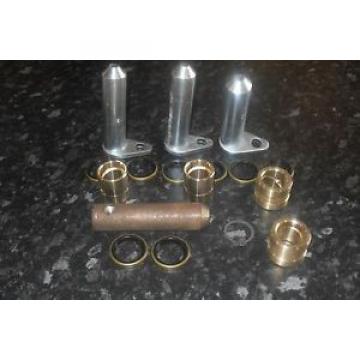 JCB STEERING PIN BUSH AND SEAL SET (3CX, LOADALL)