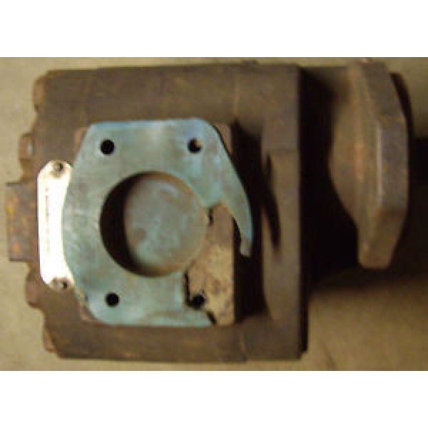 PERMCO HYDRAULIC PUMP # P7500A387ADNV2700 #1 image