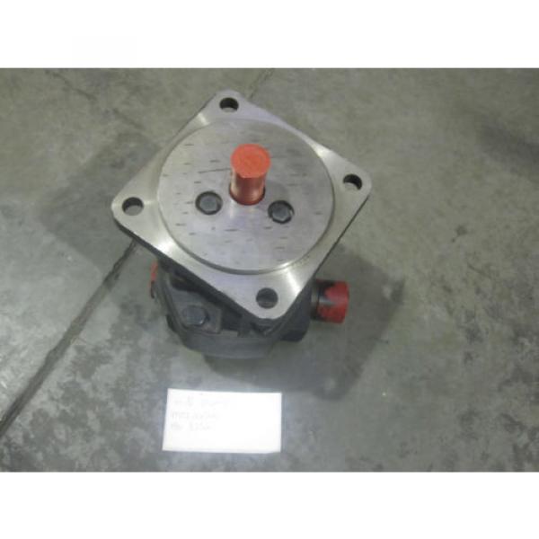 NEW MTE DELTA HYDRAULIC PUMP # 3352 #3 image