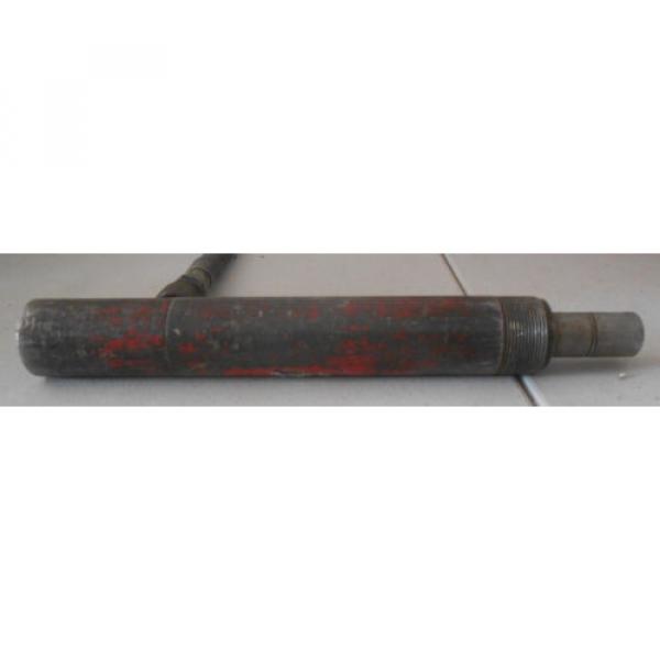 Model #YA301, Series # F, Hydraulic Hand Pump #4 image