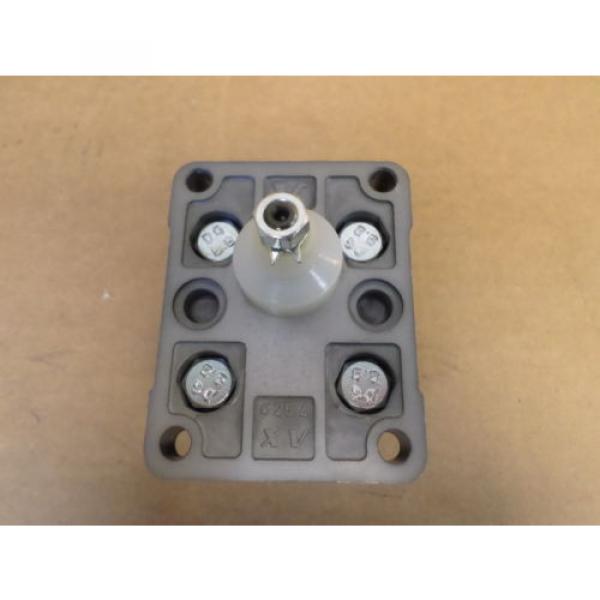 Ergomatic Systems XV1P3402FBBA Hydraulic Pump #4 image