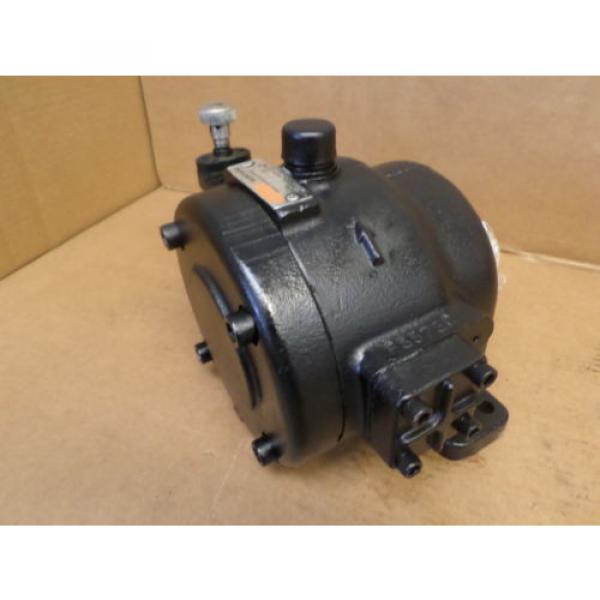 Racine Fluid Power PSV-PNSO-25ERM-50 Silentvane Pump #1 image