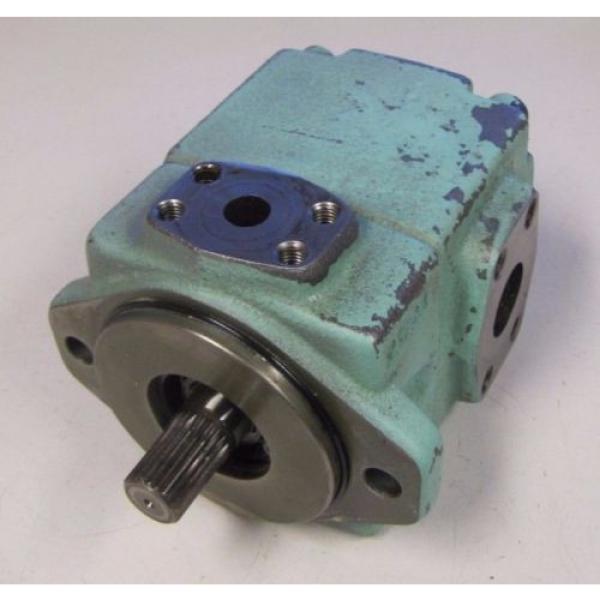 YUKEN PV2R1-19-F-RAB-4018 214 KGF/CM² 18.6 CM³/REV. 9704 VANE PUMP #1 image