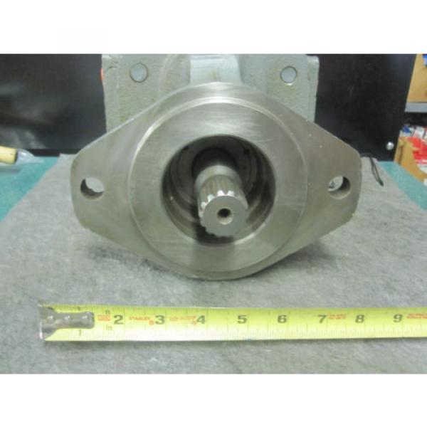 NEW GROVE HYDRAULIC PUMP # 7632000030  7 632 000030 #2 image