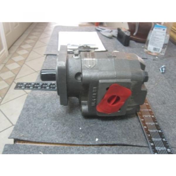 NEW PERMCO HYDRAULIC PUMP # M5000C731ADNK20-32 #2 image