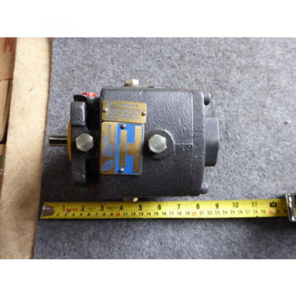 NEW ROTARY POWER NEWCASTLE HYDRAULIC PUMP C04FAPOVR00A1 #1 image