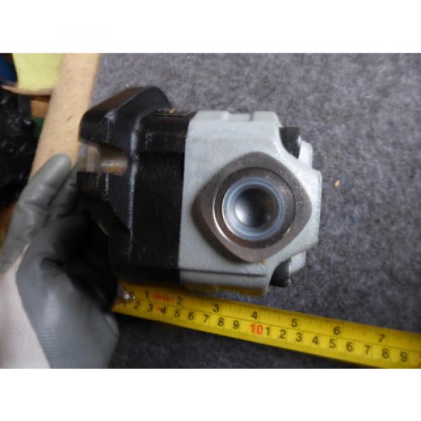 NEW CASAPPA HYDRAULIC PUMP KM20.11.2R0-31S1-L0C/0C-N #2 image