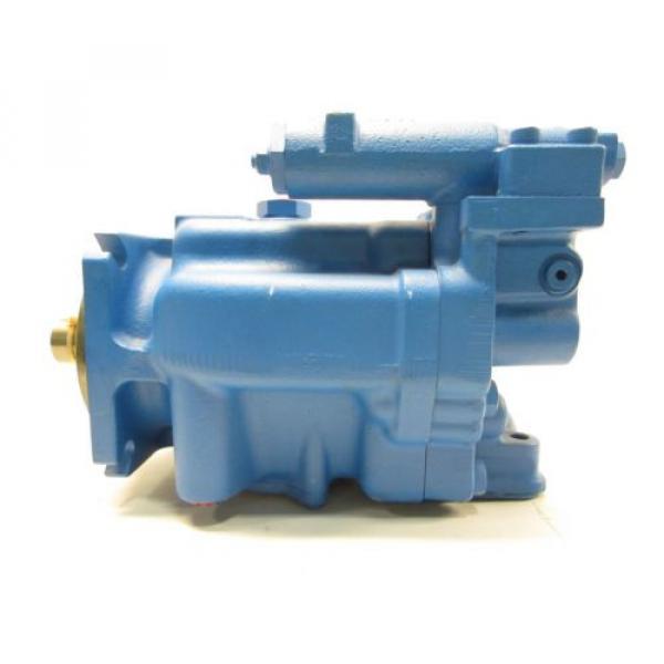 NEW VICKERS PVH057R01AA10A250000001001AB010A 877002 100708RH1028 PUMP D517633 #1 image