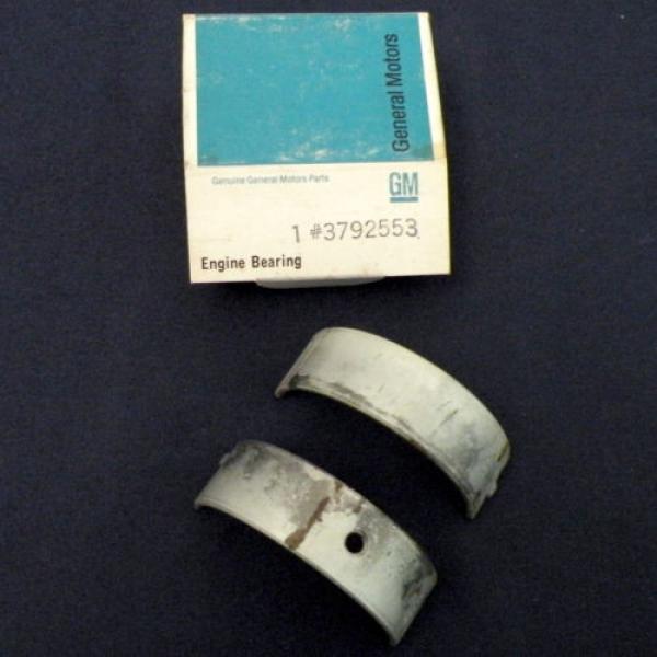 NOS 62-75 Chevrolet Car or Truck Crankshaft Main Bearing Unit GM 3792553 #1 image