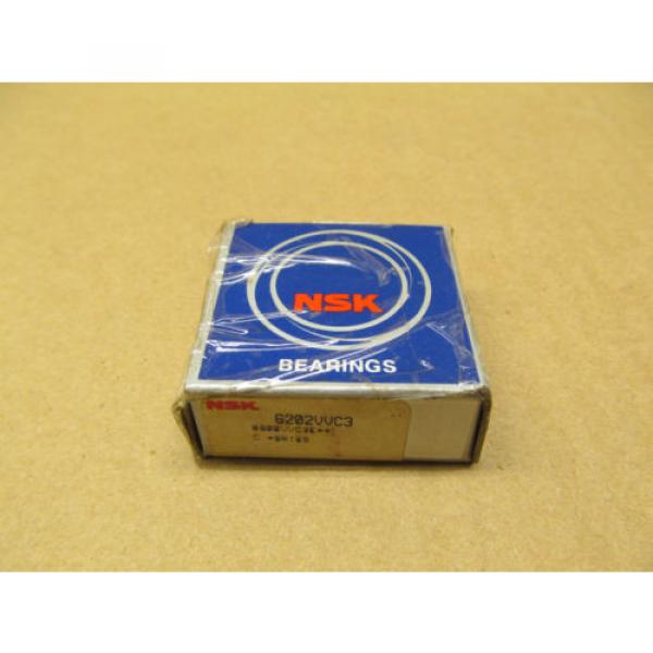 1 NIB NSK 6202VVC3 RADIAL/DEEP GROOVE BALL BEARING 15MM ID, 35MM OD, 11MM WIDTH #1 image