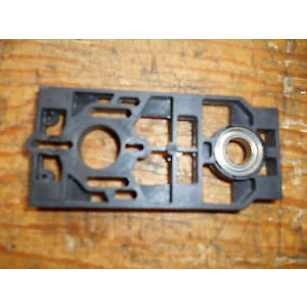 MIKADO LOGO 400 MOTOR MOUNTING PLATE &amp; MAIN SHAFT BEARING #1 image