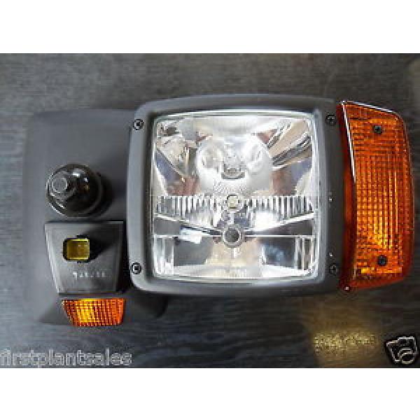 RHS JCB Telehandler Excavator Headlight and Indicator 12V Yellow Plug #1 image