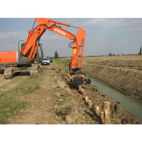 Robustrack Excavator Mounted Pile Driver #2 image