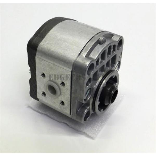 Kubota &#034;KX36 Series&#034; Hydraulic Gear Pump *6971872680* #2 image