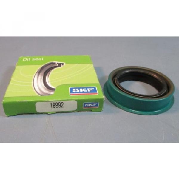 Lot of 5 SKF / CR 18992 Oil Seals 1.886 x 2.7 x 0.55&#034; HMSA16 P NIB #3 image