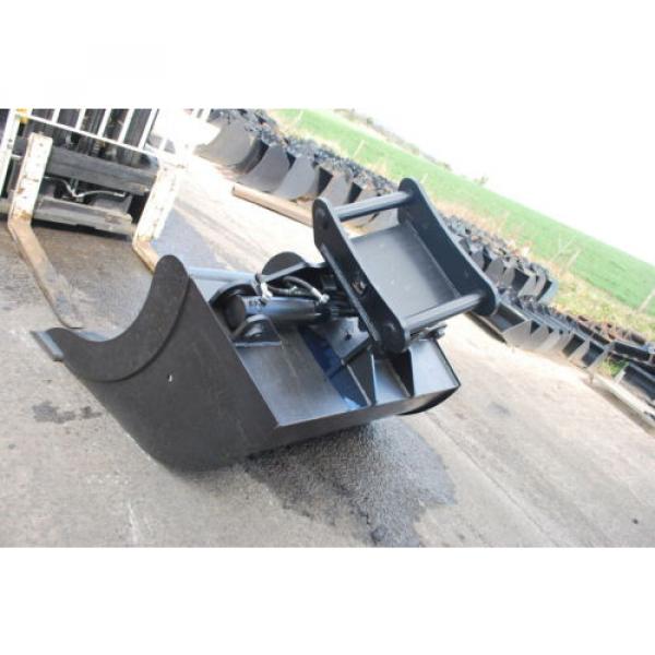 Heavy Duty Hydraulic Tilt Bucket (2 cyl) for 20 - 22 Tonne Excavator Digger #4 image