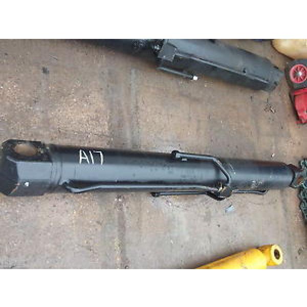 JCB HYDRAULIC RAM 1650MM CLOSED  MM OPEN (A17) #1 image